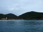 Redang resorts on Pasir Panjang east beach.JPG (144 KB)